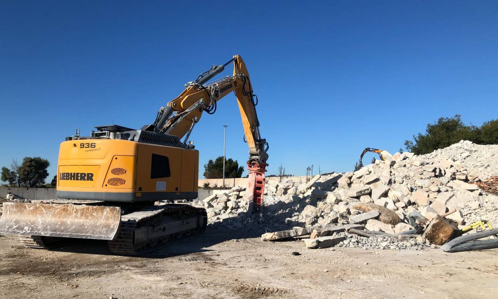 Déferraillage de béton de démolition à Vitrolles (13127)