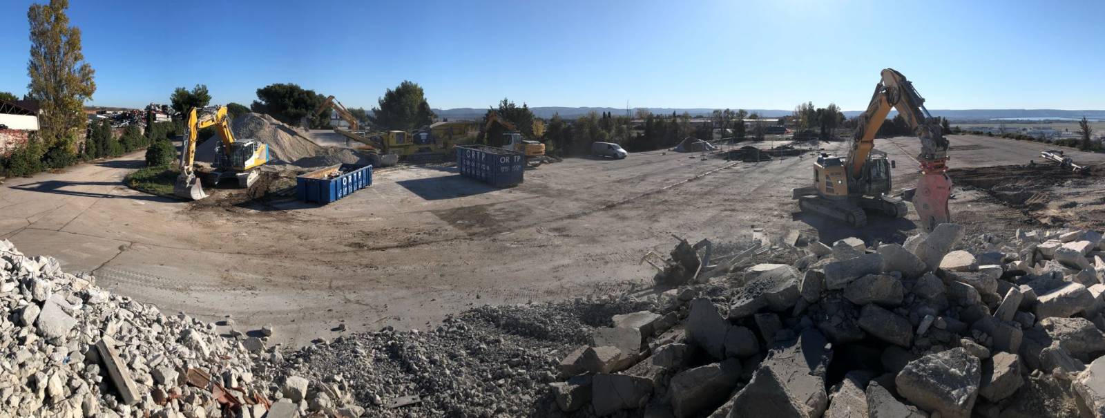 Poste de concassage sur chantier de démolition en région Marseillaises (13)