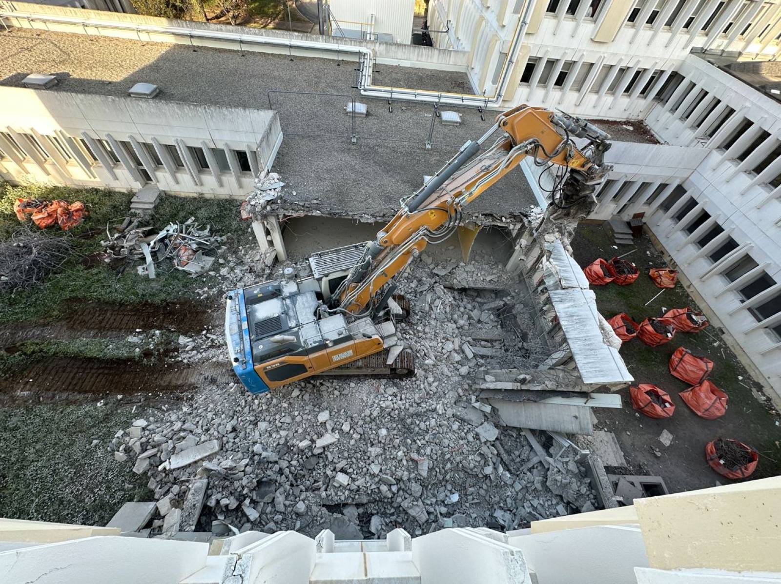 Démolition par grignotage