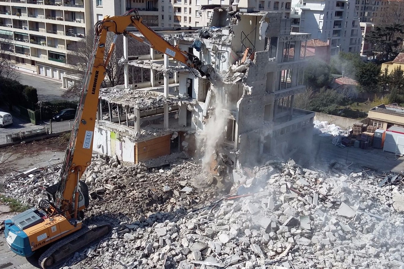 Démolition mécanique