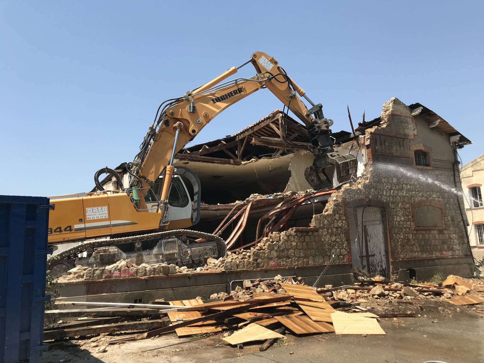 Démolition cave à vin de Rognac