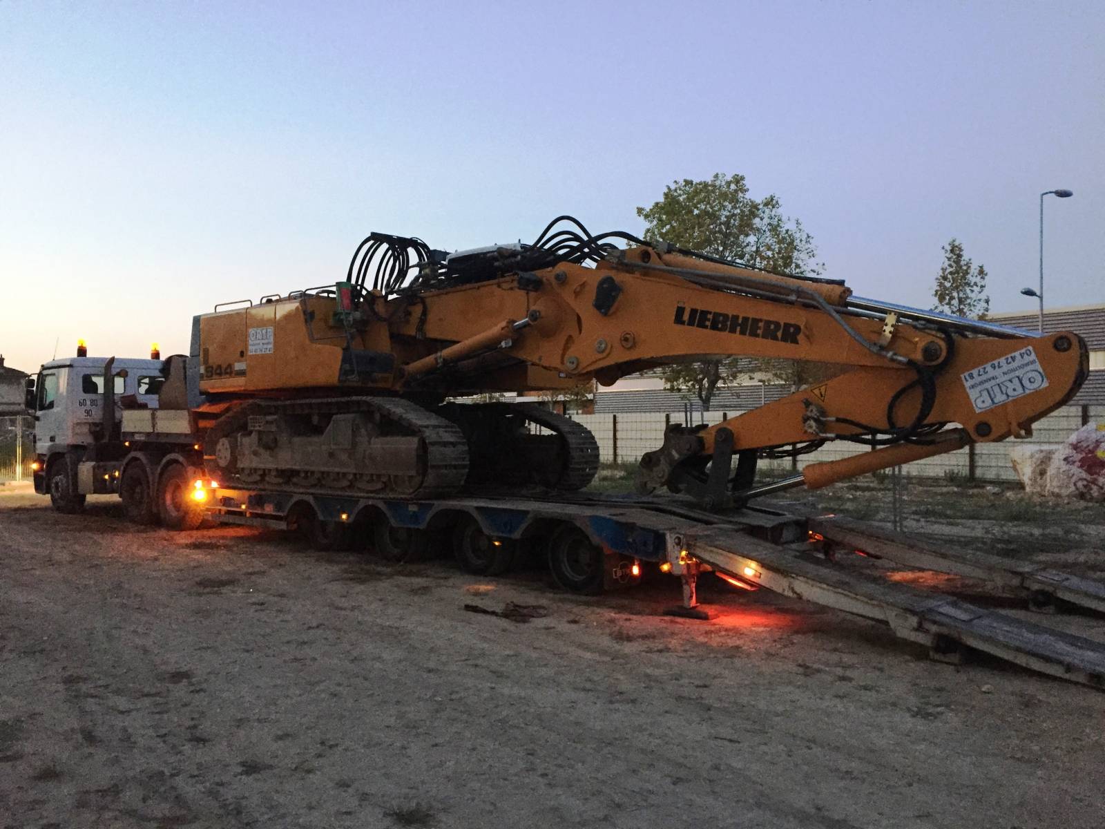 Transfert pelle de 50 tonnes