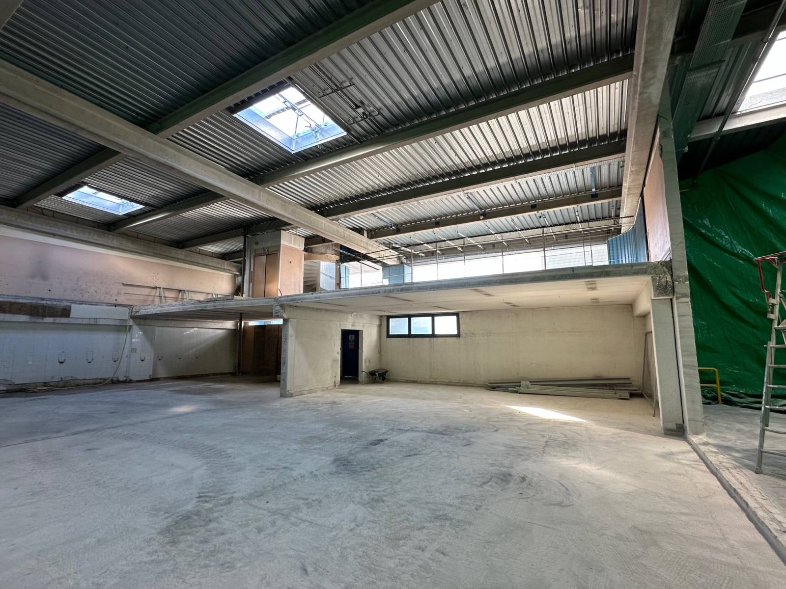 Sciage de plancher béton à Aubagne (13)