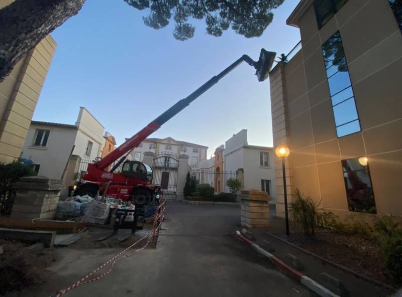 Travaux de curage de bureaux dans un immeuble de Marseille