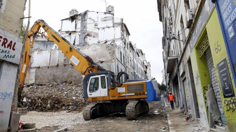 Sécurisation et démolition suite à l'effondrement des immeubles de la rue d'Aubagne à Marseille