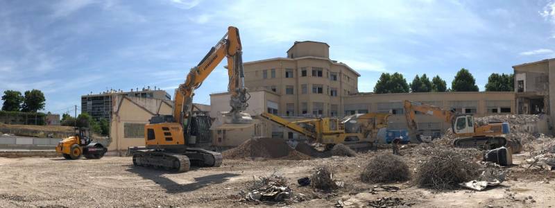 Unité mobile de concassage des inertes intervention sur Aix en Provence, Salon de Provence, Arles