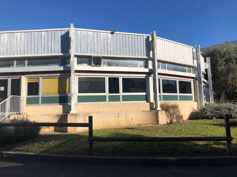 Démolition bâtiment en structure métallique en région PACA