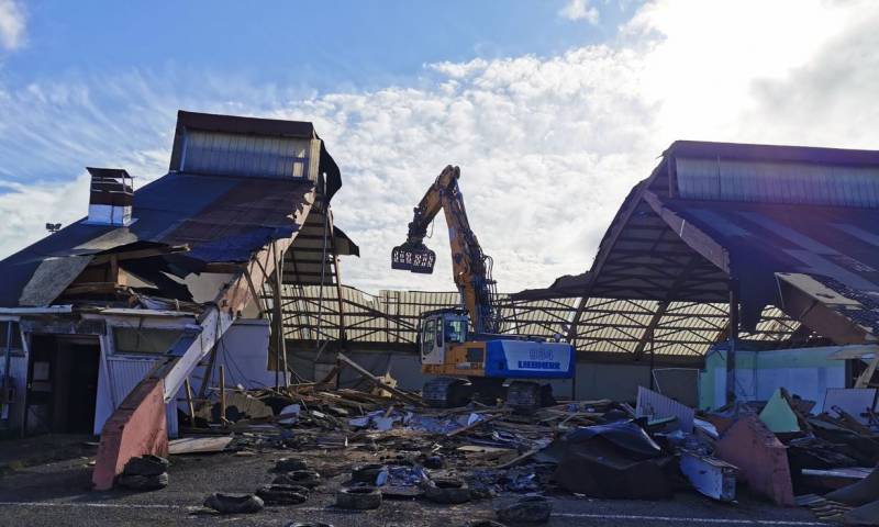 Démolition gymnase brignoles