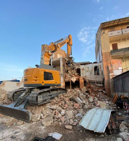 démolition mécanique habitation marseille 13016