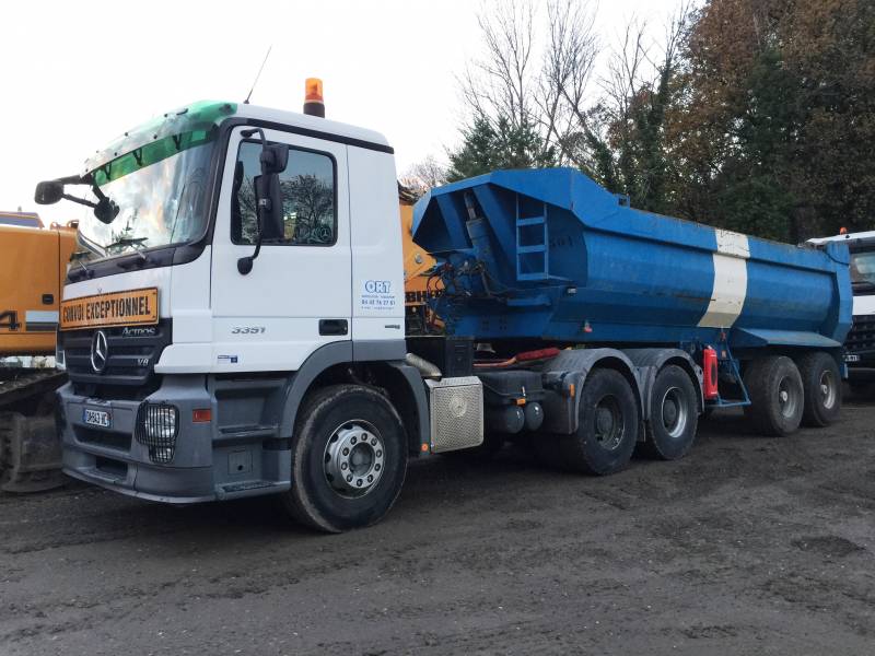 Camion semi remorque avec benne TP